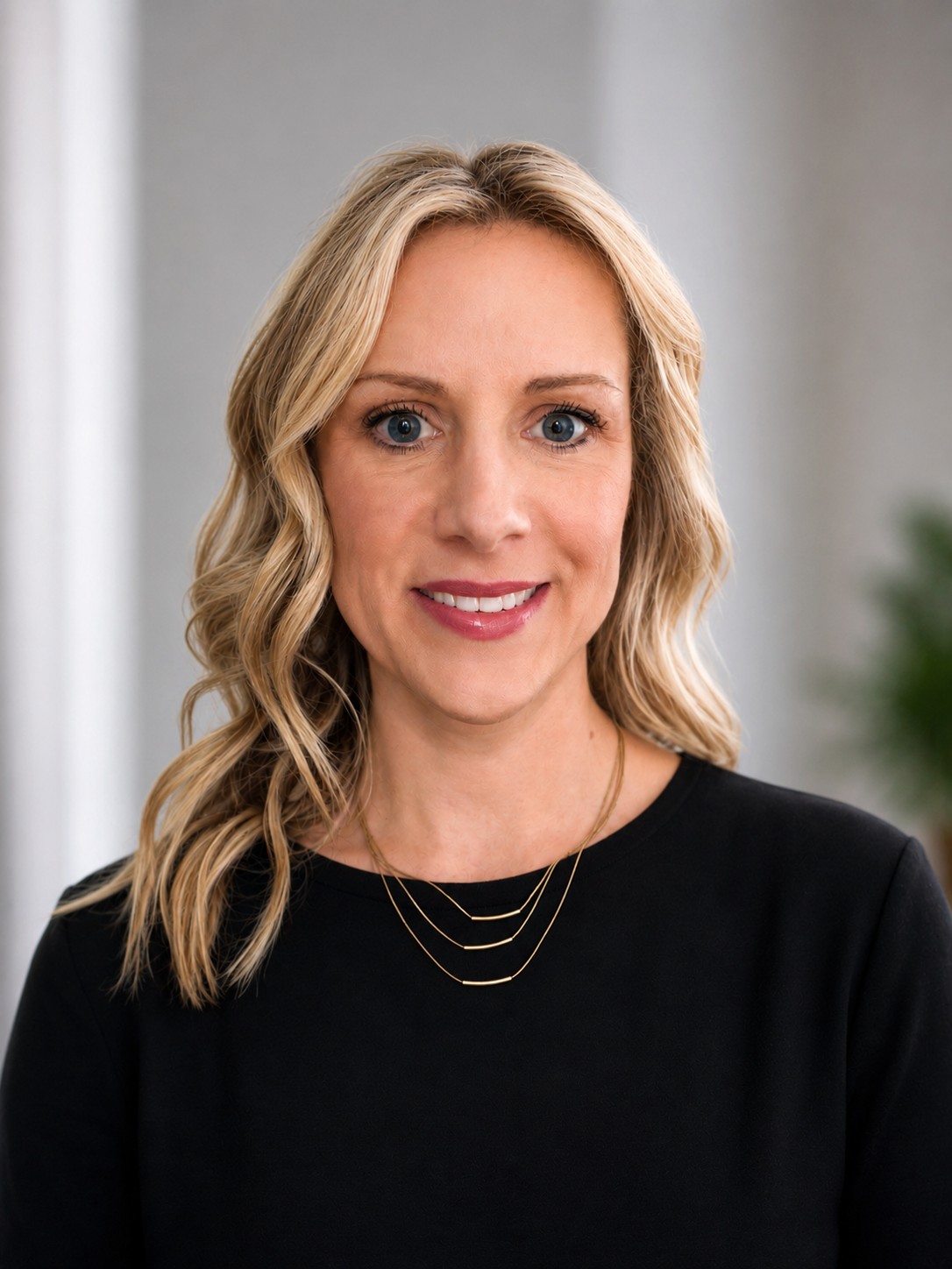 Professional headshot of Roberta Horne